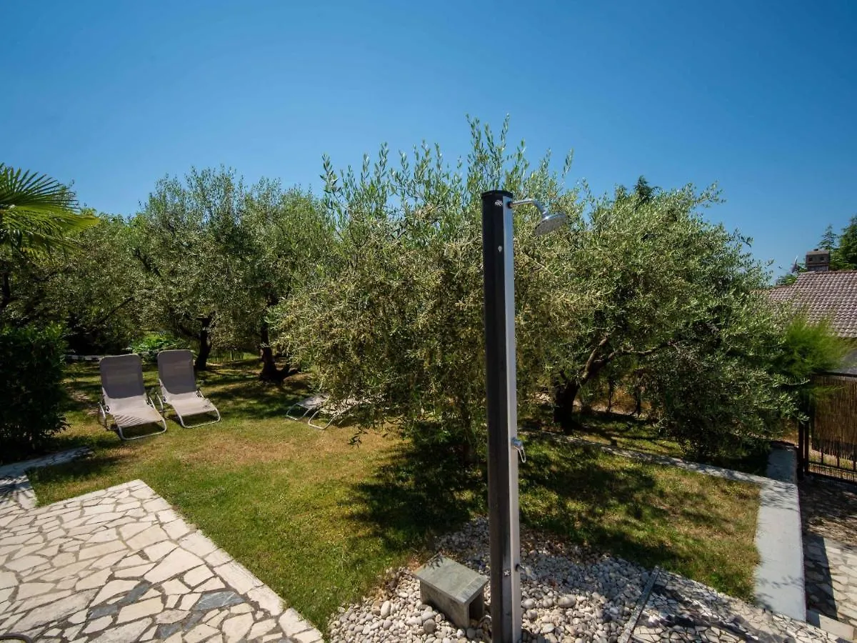Apartment Albaneze By Interhome Njivice 0*,