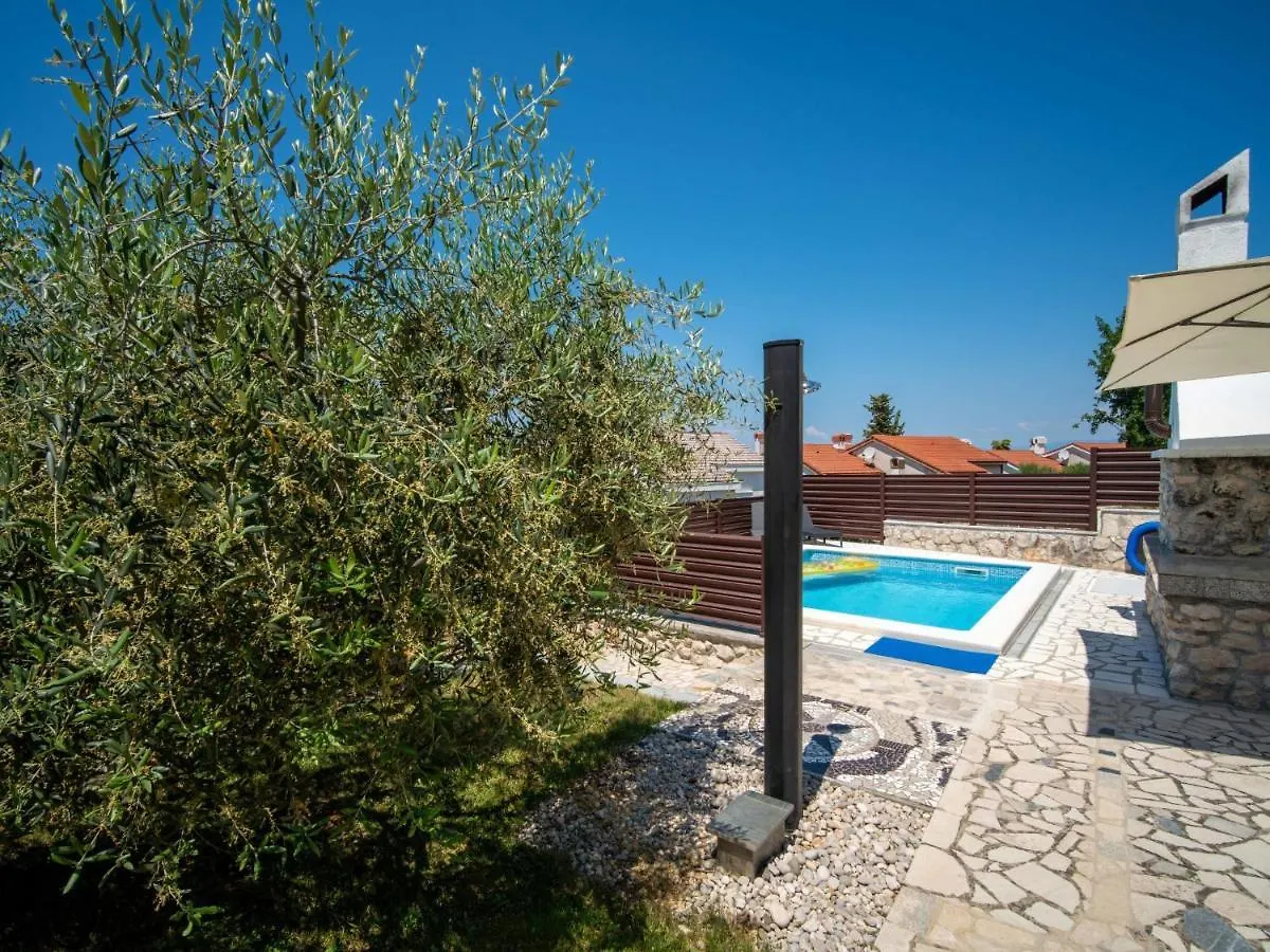 Apartment Albaneze By Interhome Njivice
